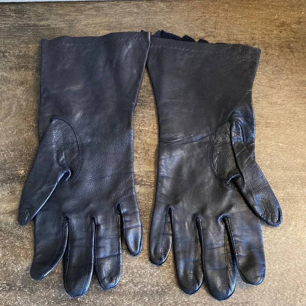 Black Leather Lace Appliqué Gloves Size Large Vintage Look Dark Romantic Classic